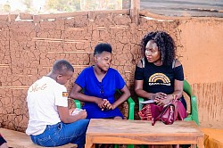 GLM Founder Gailey Mwesigwa conversing with some attendees of her Goshen Ladies Jazz Event